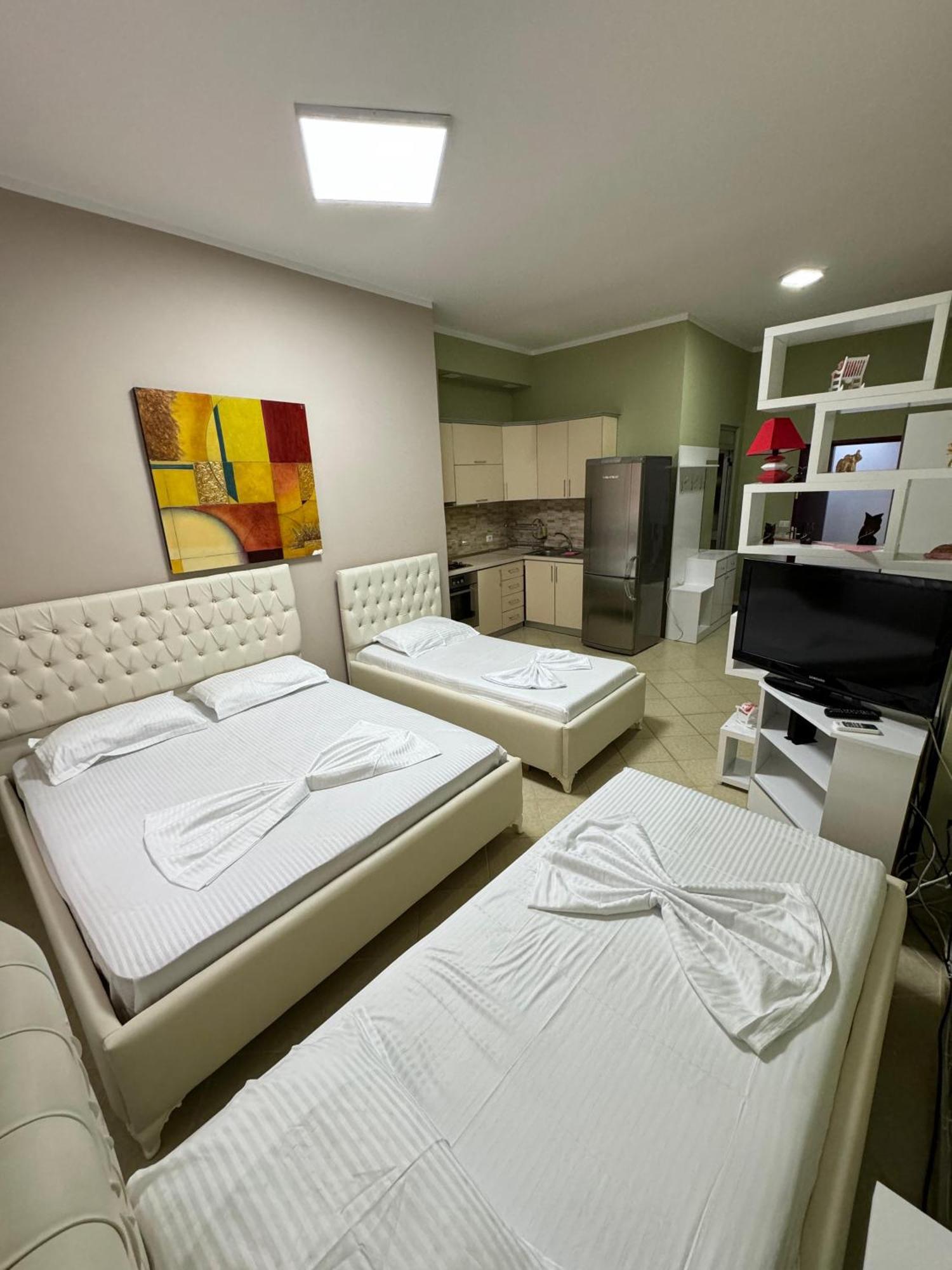 Solei Apartments Sarande Bagian luar foto
